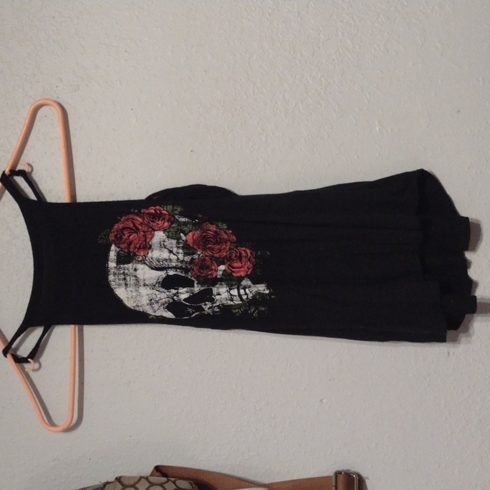 Tank top with skull and rose XS